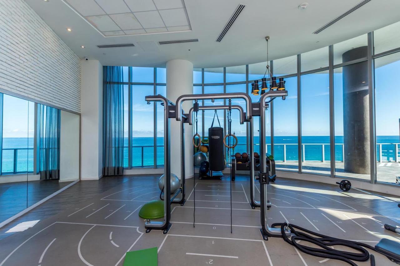 Seashore Resort: Beachfront 2-Bedroom with Ocean View and Rooftop Amenities Hollywood Exterior photo